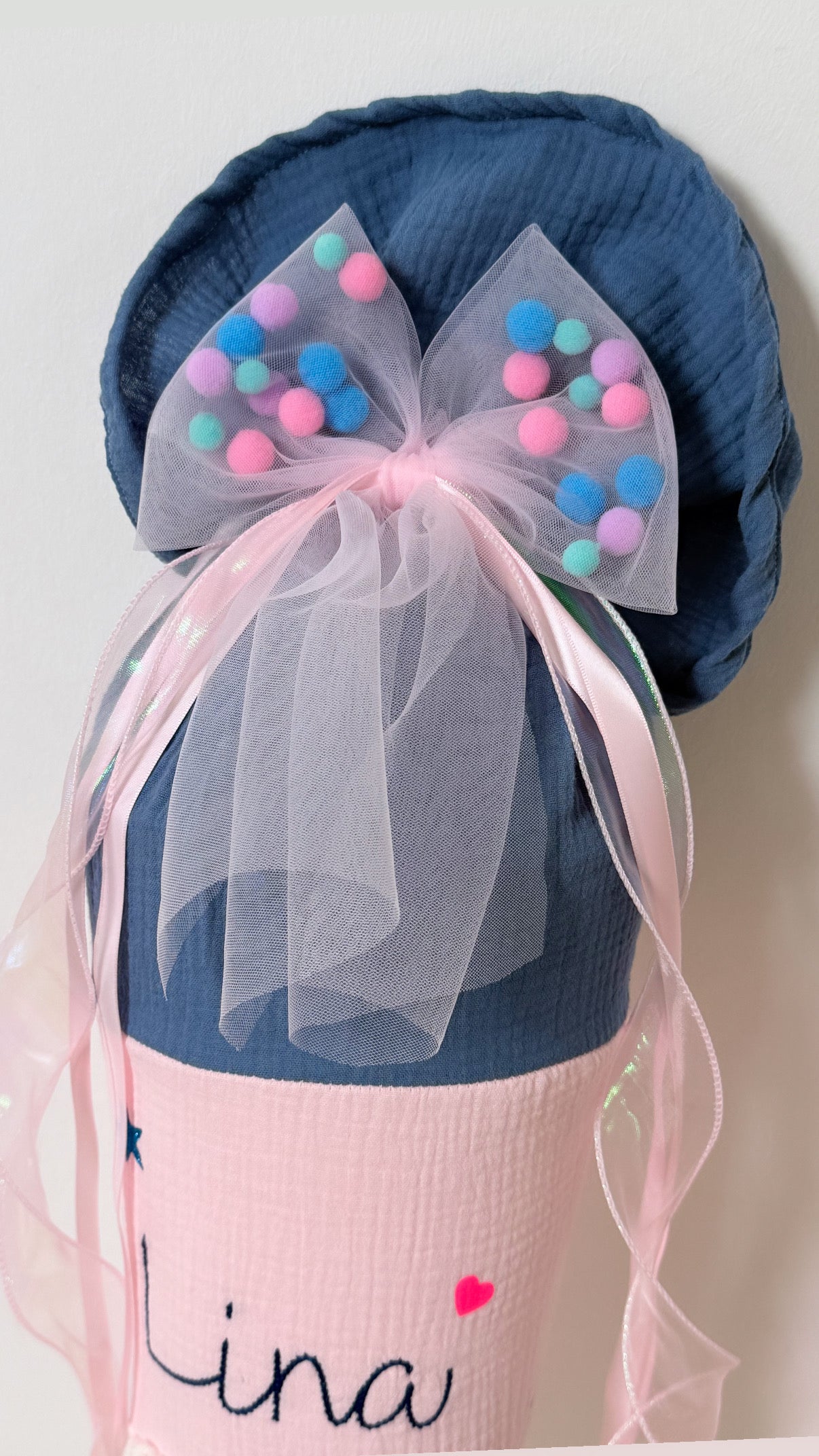 Babyrosa Tüllschleife - Pompon Schleife für Schultüte (70 cm), Kita- & Geschwistertüten (35 cm)