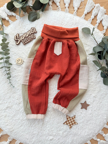 Stylische Musselin Hose  für Jungen– Mitwachsend, bequem & fair produziert | Hose | Jogginghose