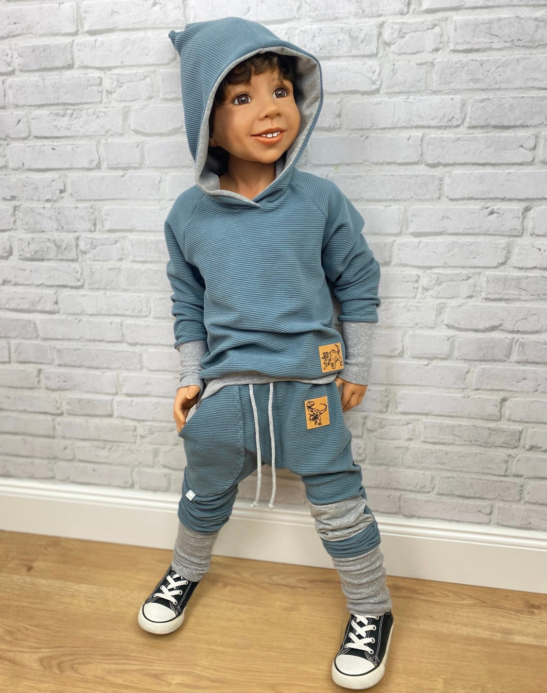 Raglan Sweater | Zwergenkapuze | Dino