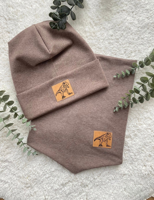 Dein Design | Hipster Beanie | Dino Label | Dreieckloop | Melierte Farben