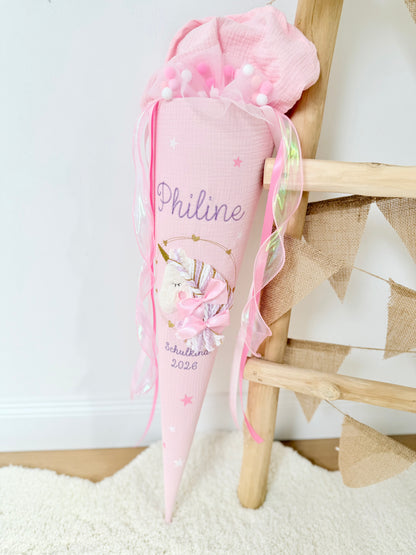 Musselin Schultüte Rosa für Mädchen Wuschelkopf Einhorn  – personalisiert inkl. Rohling & Pompon Tüllschleife optional mit Inlett Kissen | Schultüte aus Stoff