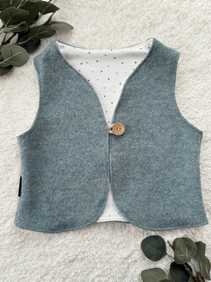 Handmade Weste Kinder | Wollwalk | Walkweste | Pegasus Applikation