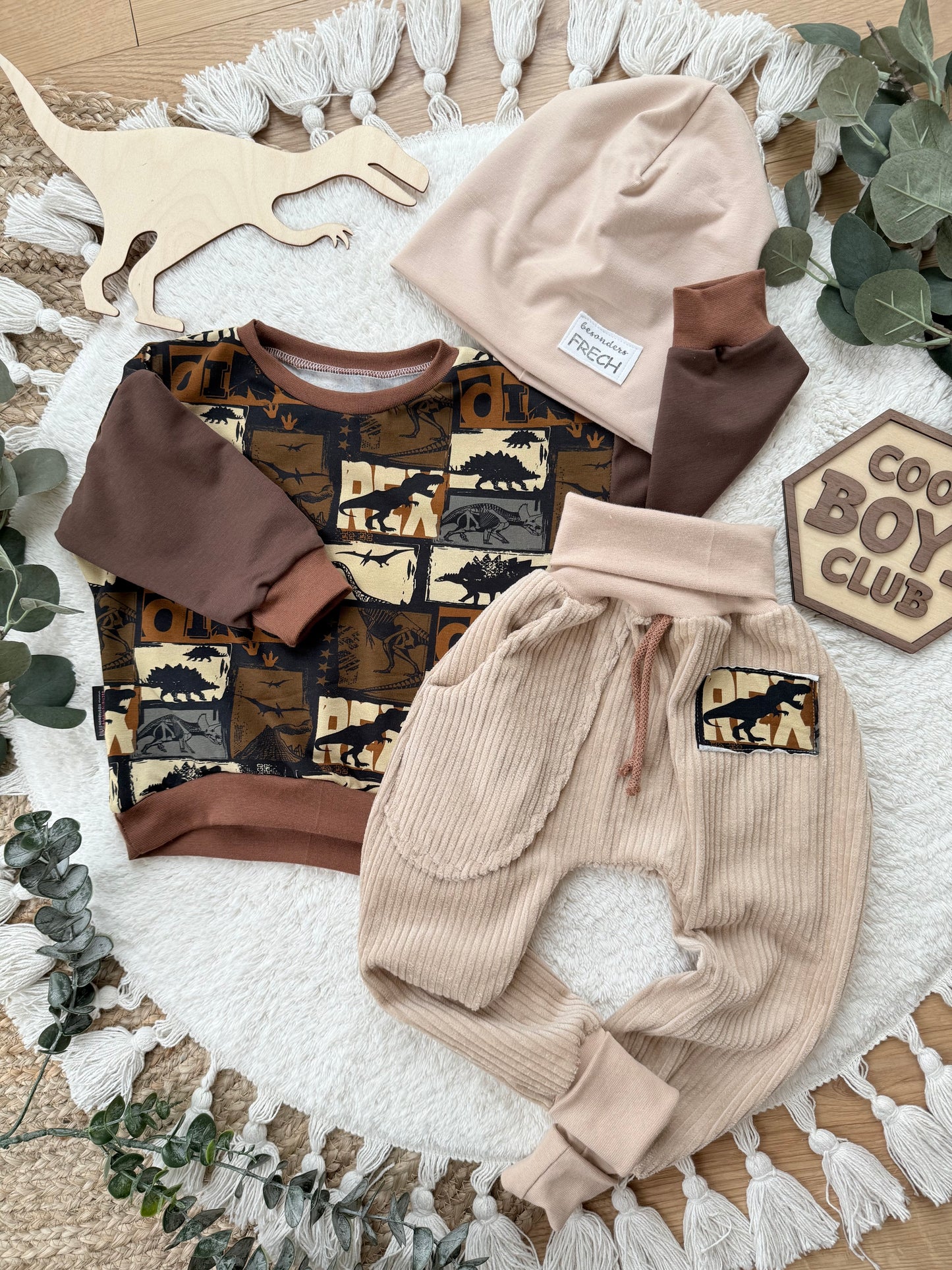 Oversized Sweater | Dino | T-Rex