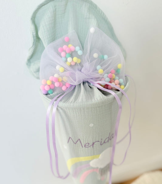 Pompon-Tüllschleife, Flieder Pastellfarben, Schleife passend für Schultüten ab 70 cm, Kita- & Geschwistertüten ab 35 cm