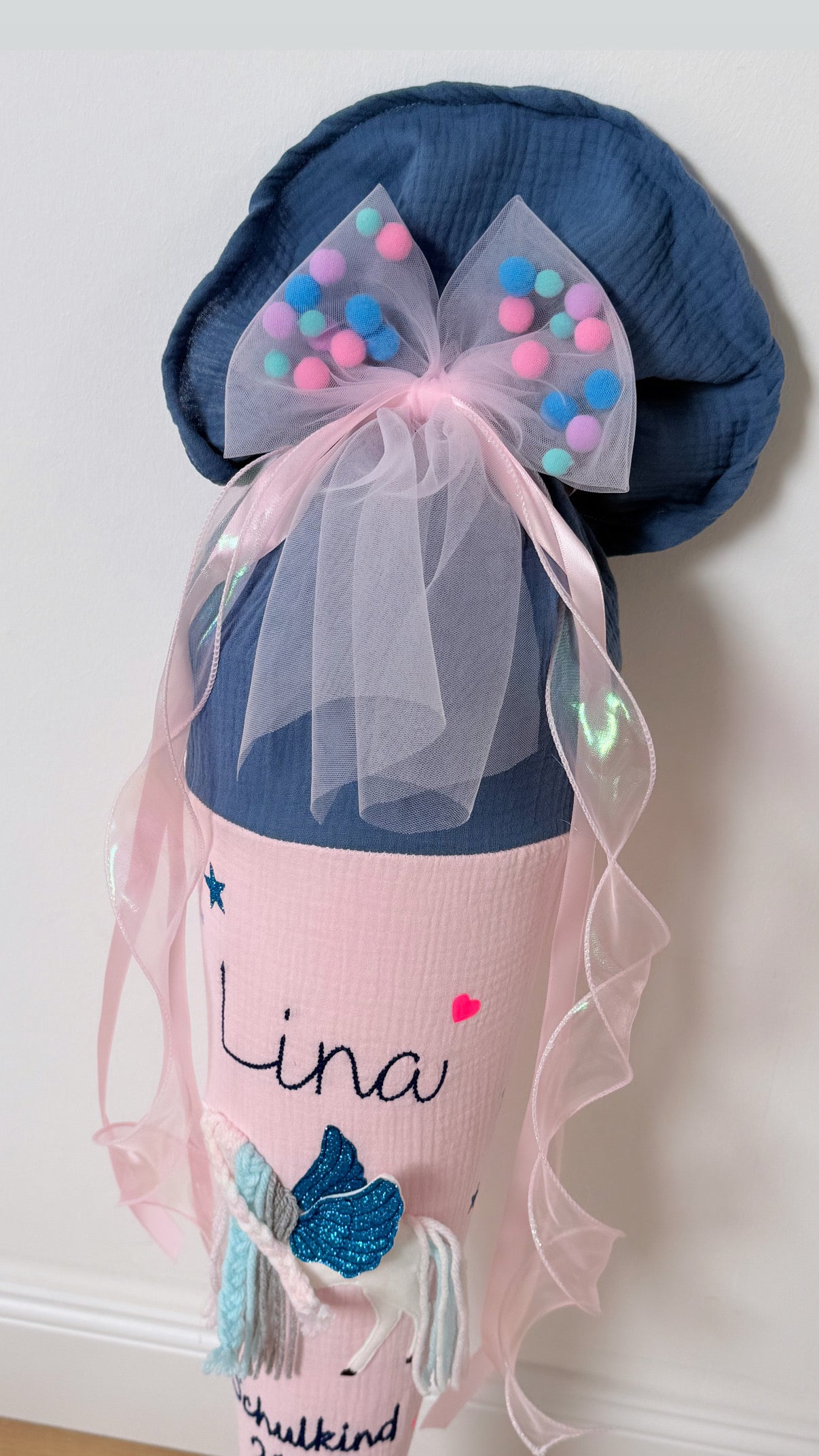 Babyrosa Tüllschleife - Pompon Schleife für Schultüte (70 cm), Kita- & Geschwistertüten (35 cm)