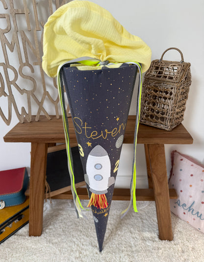 Musselin Schultüte 70 cm Raketenstart mit Countdown, Rakete, Weltraum, gold Effekte, personalisiert- optional mit Kissen