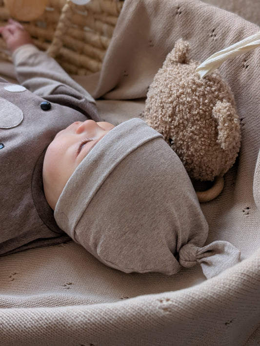 Dein Design | Basic Babymütze | Knotenmütze