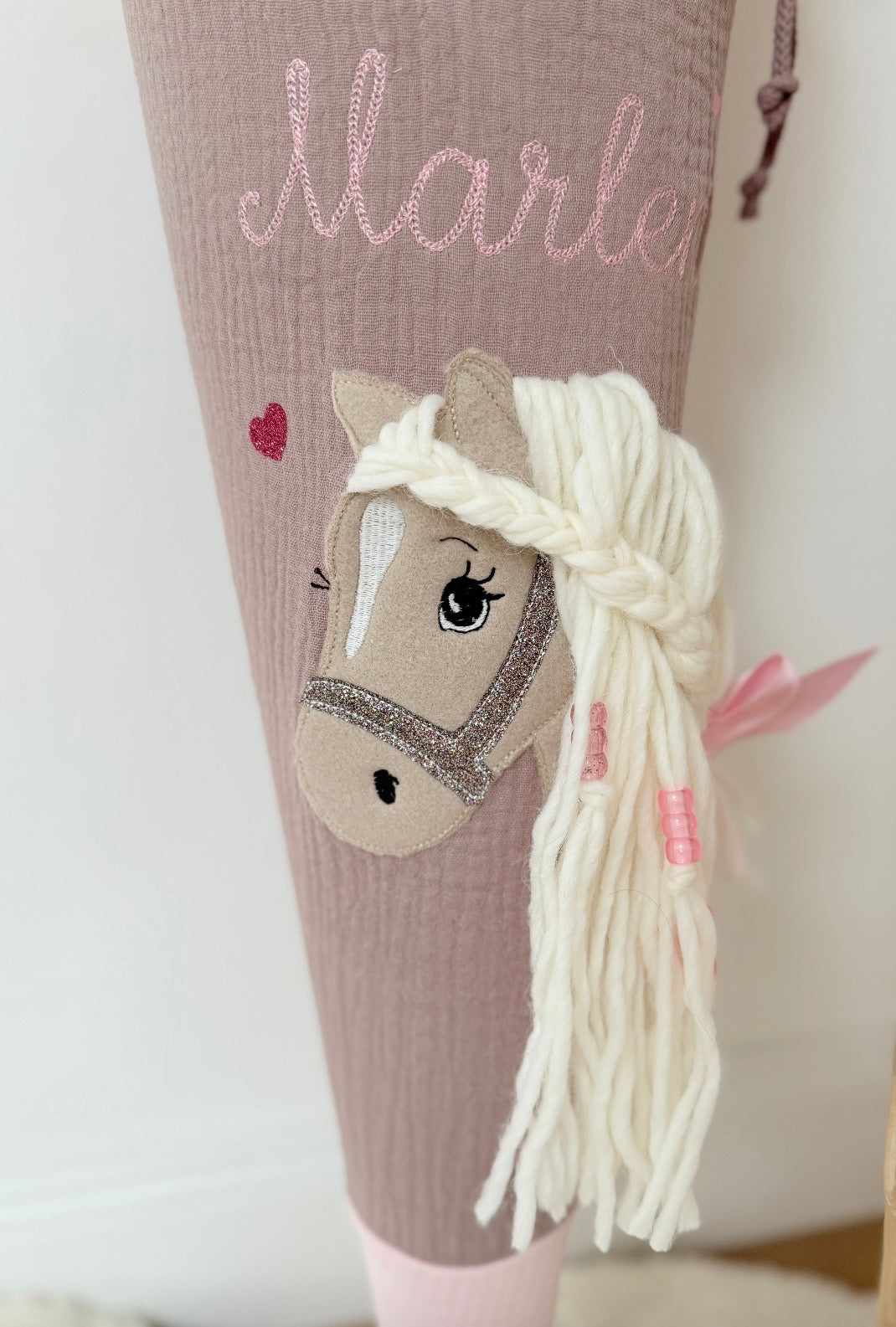 Musselin Schultüte für Mädchen mit Pferd | Haflinger – personalisiert inkl. Rohling optional mit Inlett Kissen | Schultüte aus Stoff