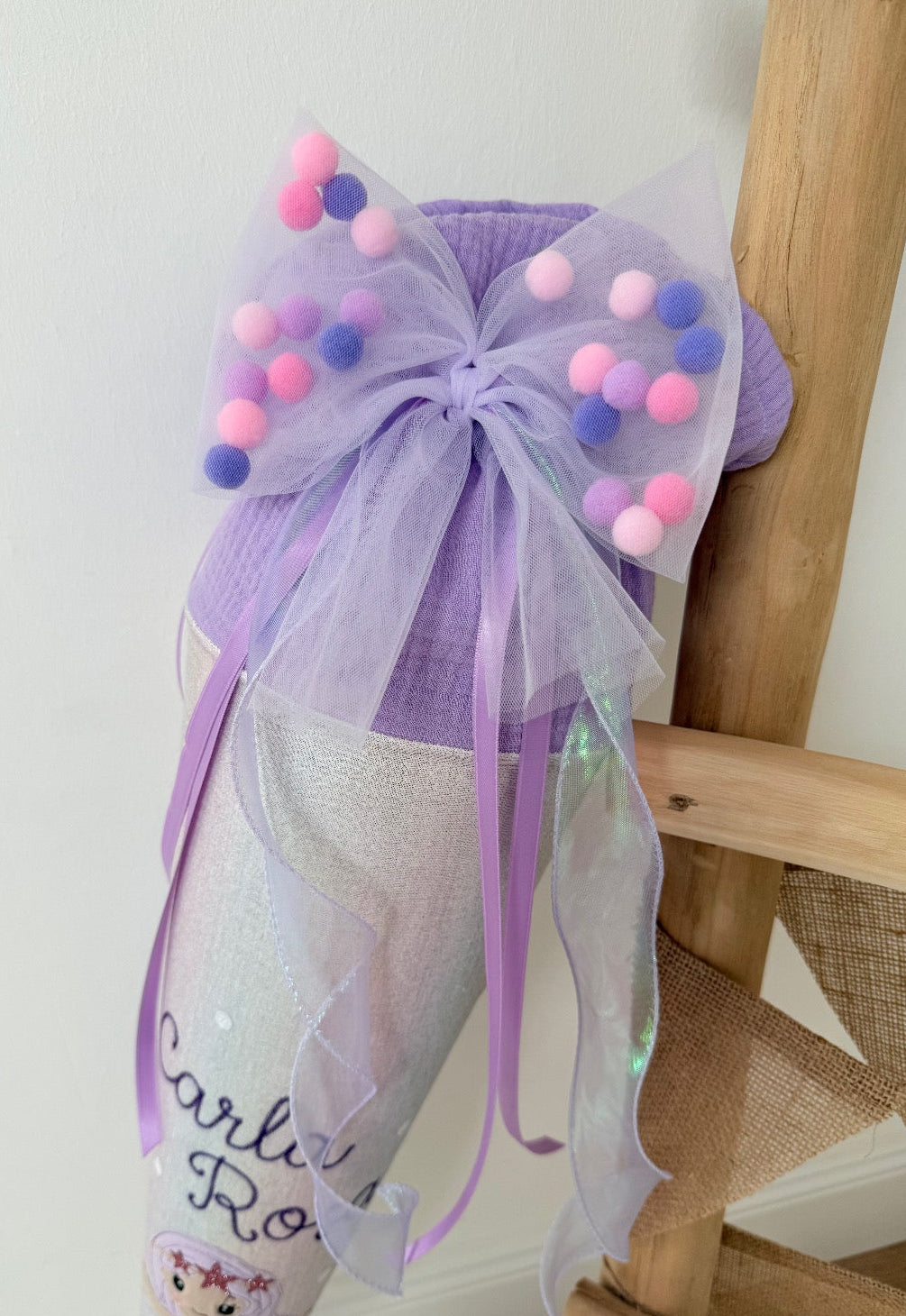 Lila/Rosa Tüllschleife - Pompon Schleife für Schultüte (70 cm), Kita- & Geschwistertüten (35 cm)
