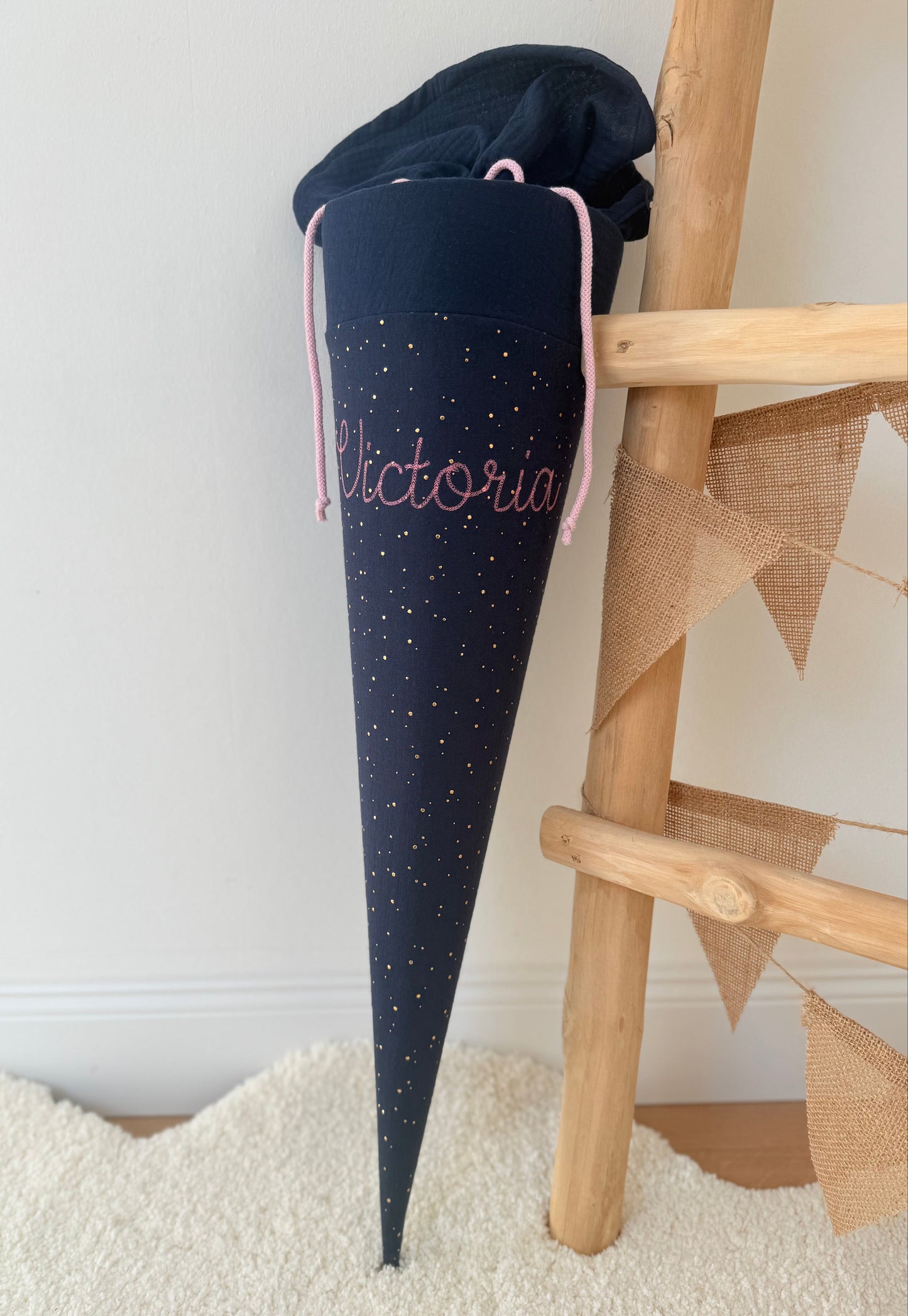 Basic Musselin Schultüte mit goldenen Punkten 70 cm , viele Farben, personalisierbar, Kisseninlett