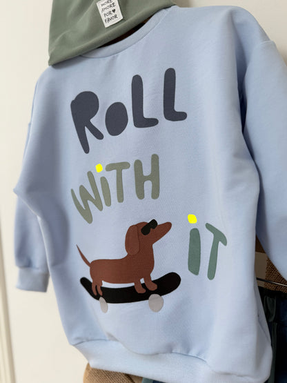 Oversized Kinder Sweater mit Handmade Applikation Dackel „Roll with it“ Pullover für Jungen