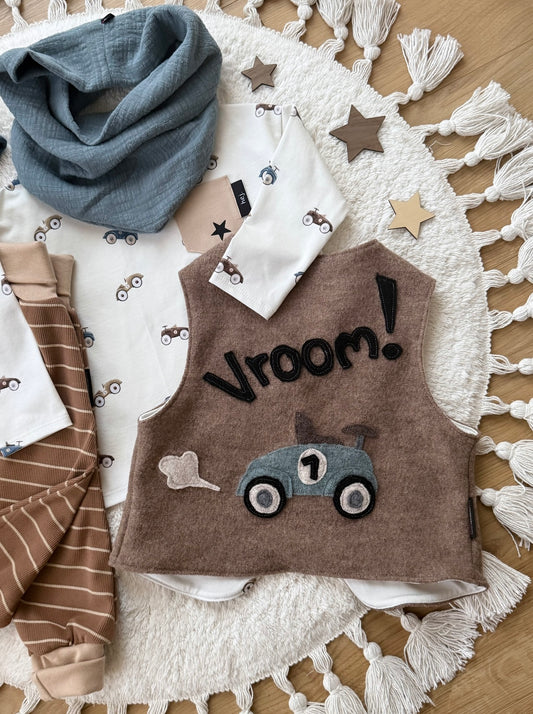 Handmade Weste Kinder | Merinowolle | Wollwalk | Walkweste | Auto Applikation