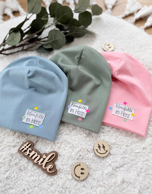 Beanie | Used-Look Label „Konfetti im Herz“