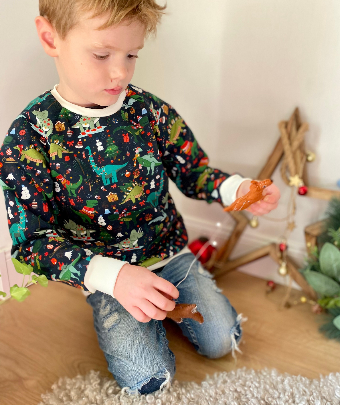 Oversized Sweater | Dino | Weihnachten