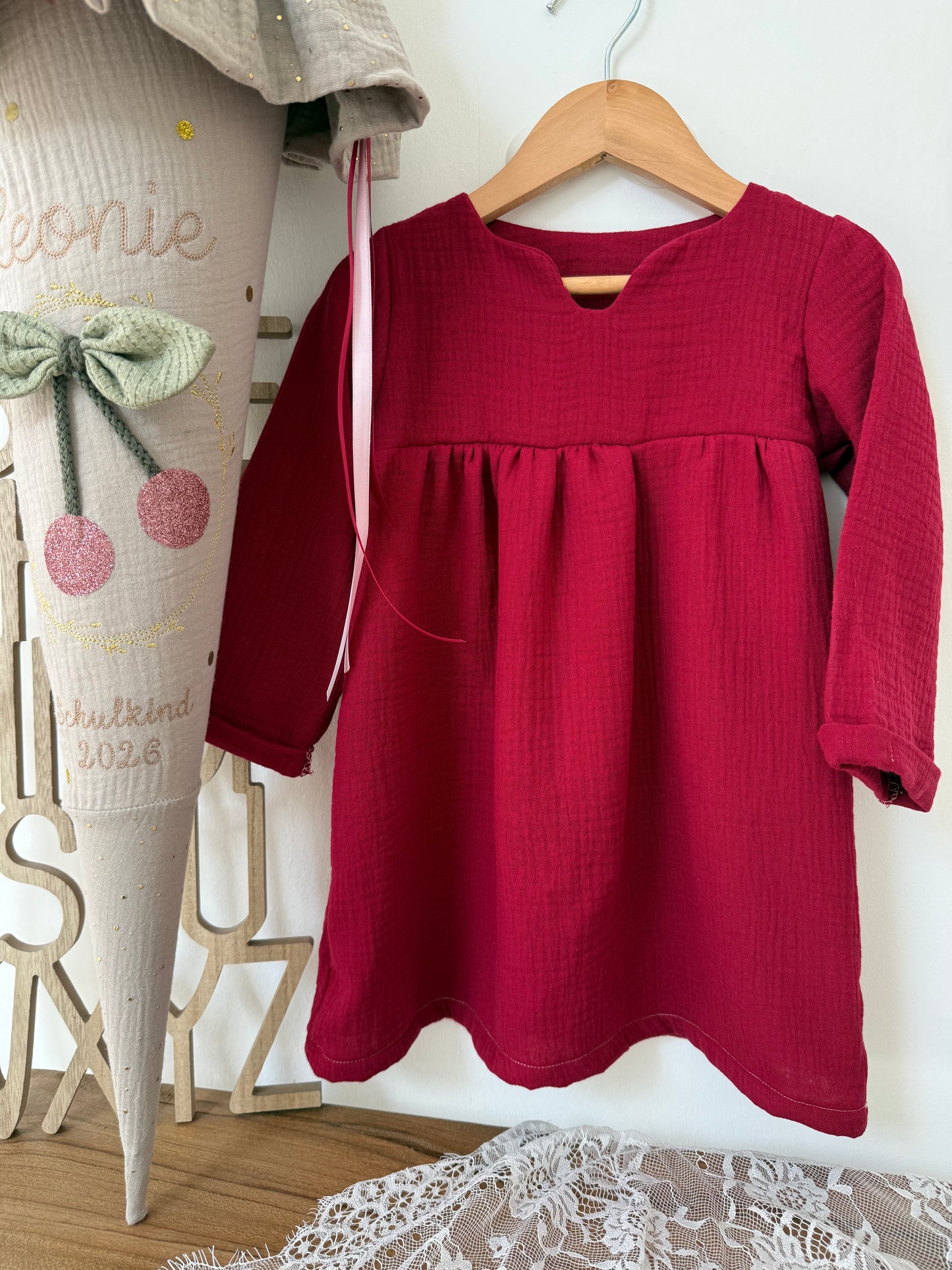 Einschulungskleid aus Musselin – Oversize Schulkind Outfit für Mädchen | Individuell passend zur Schultüte