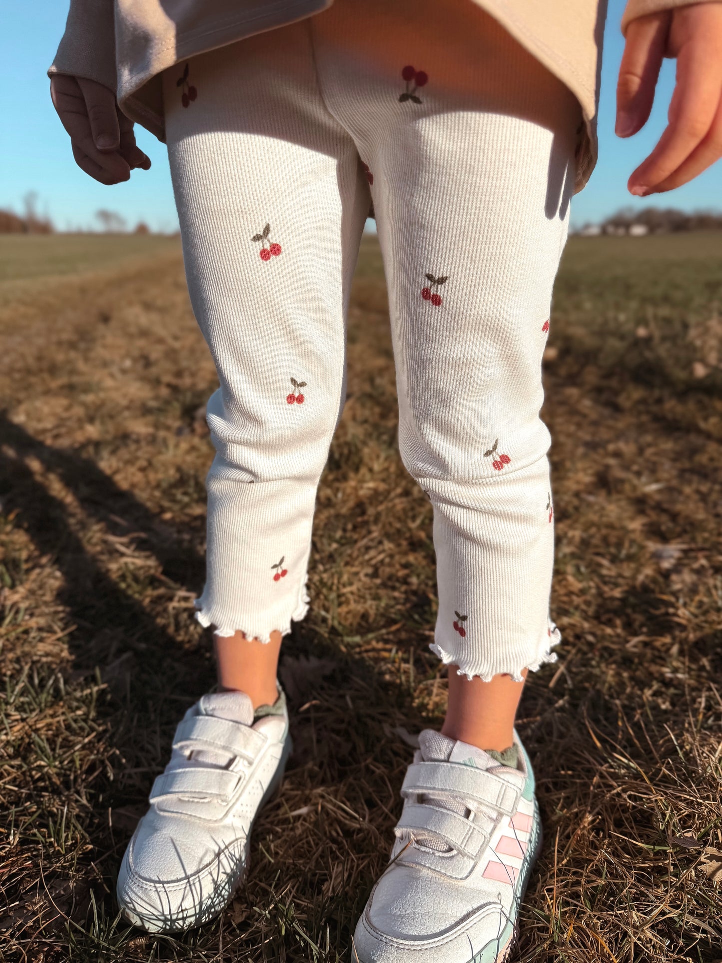 Individuelle Leggings oder Radlerhose für Mädchen aus Rippjersey – 7/8 Leggings mit Rollsaum, bequem & elastisch