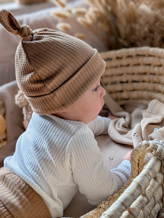 Dein Design | Basic Babymütze | Knotenmütze