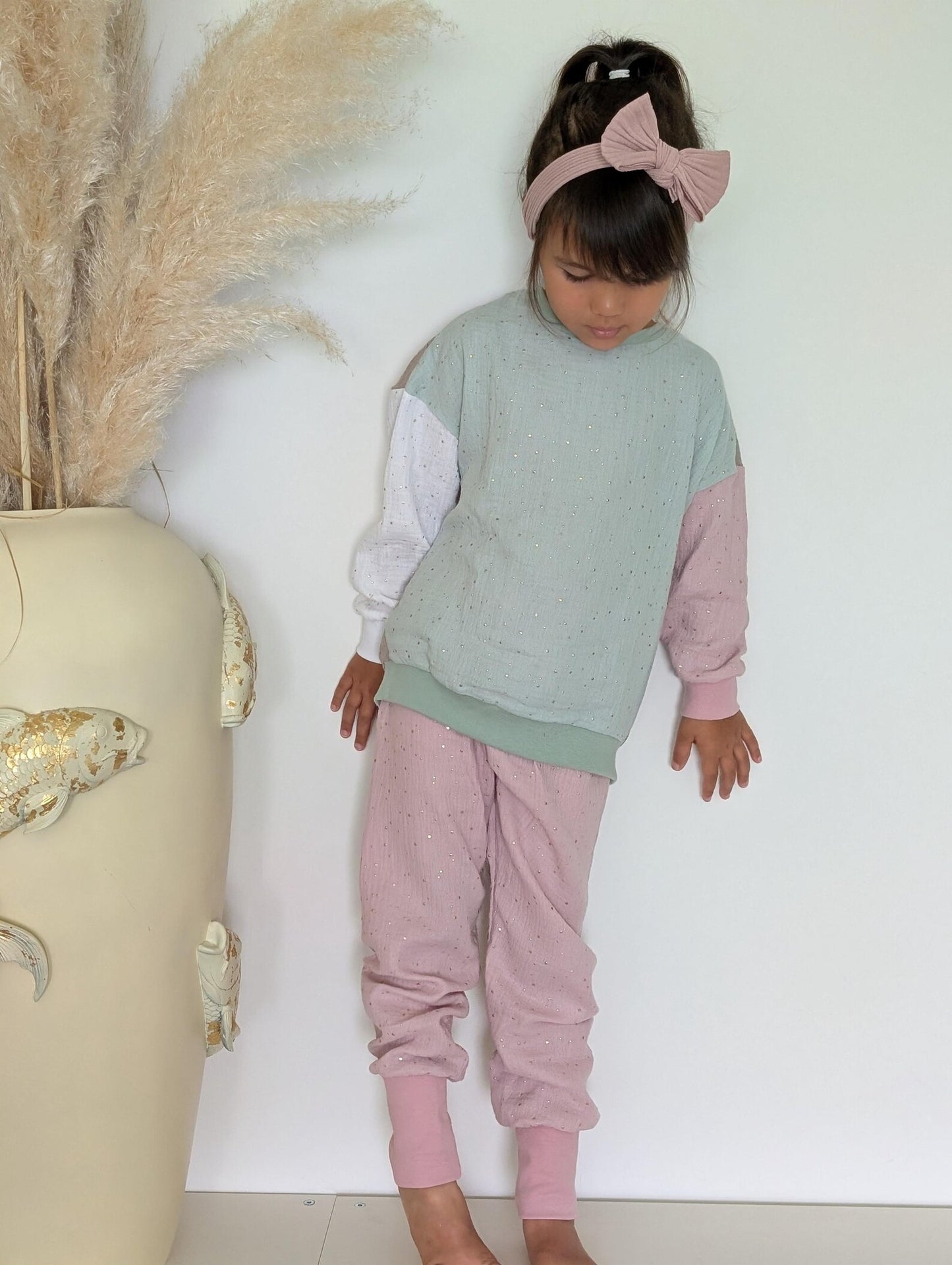 Oversized Sweater | Musselin goldene Punkte | Color Blocking