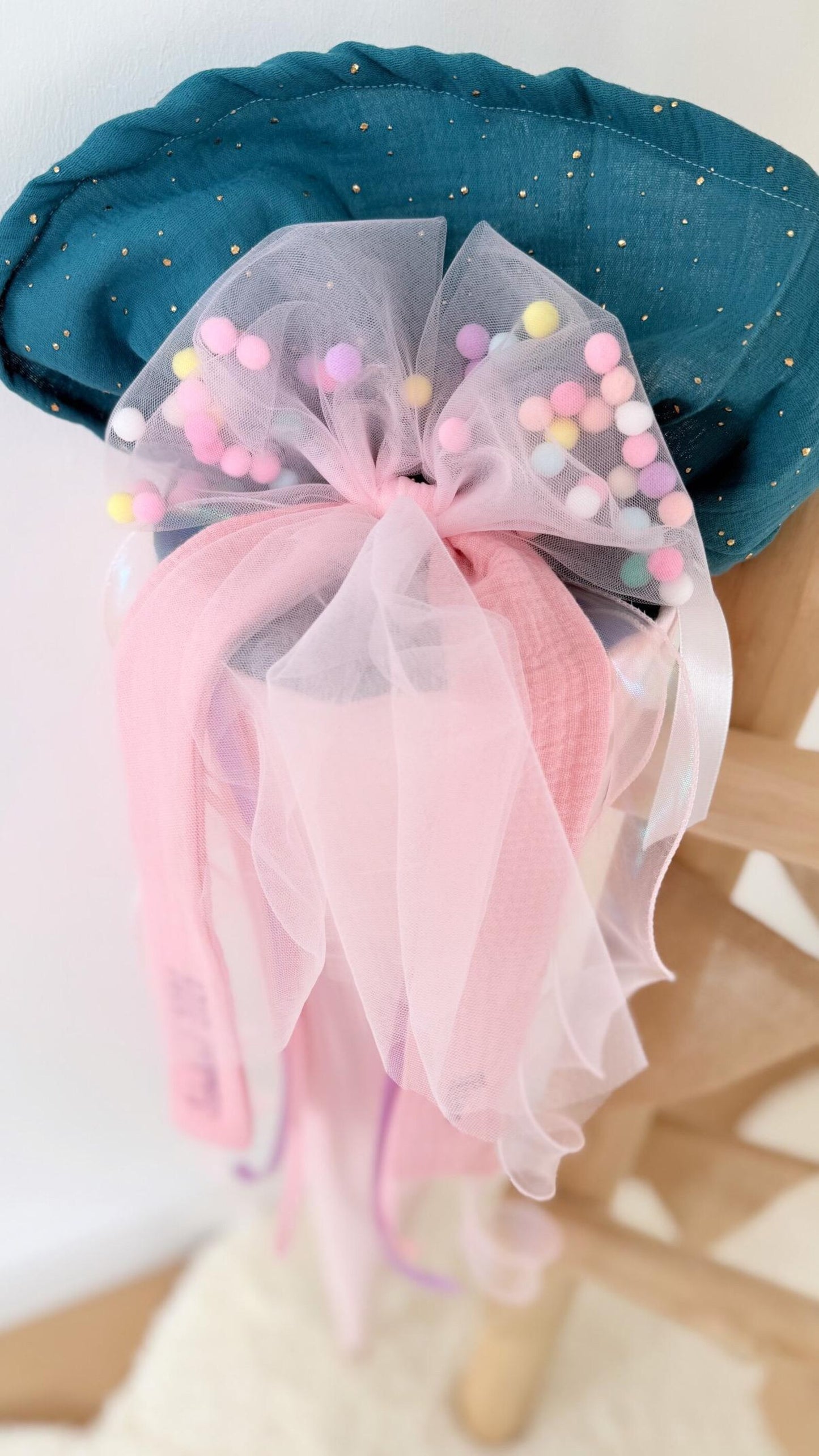 Dein Design personalisierte Pompon-Tüllschleife für Schultüte (70 cm), Kita- & Geschwistertüten (35 cm)