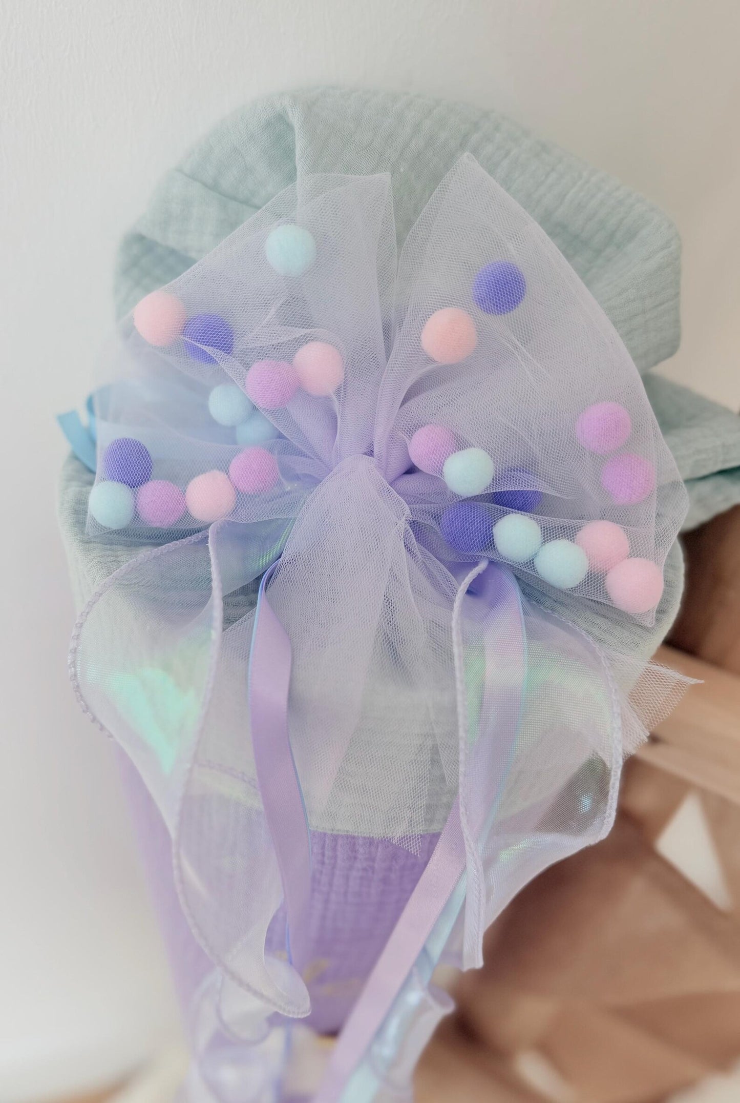 Flieder/Rosa Tüllschleife - Pompon Schleife für Schultüte (70 cm), Kita- & Geschwistertüten (35 cm)