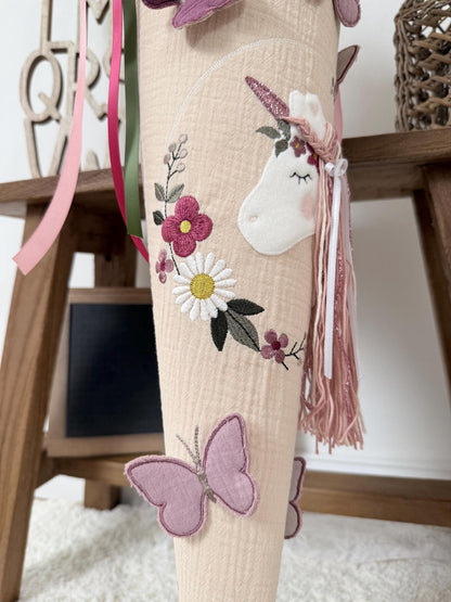 Musselin Schultüte 70 cm Vintage Design, Boho | Blumenkranz Einhorn mit Schmetterlingen | Mädchen | Einschulung
