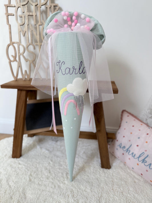Musselin Schultüte für Mädchen mit Regebogen Wolke silberner Regen, Tüllschleife | personalisiert inkl. Rohling optional mit Inlett Kissen | Schultüte aus Stoff