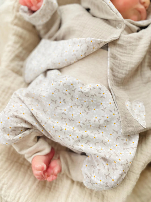 Pumphose für Babys | Blumen mit Umschlagbund zum mitwachsen