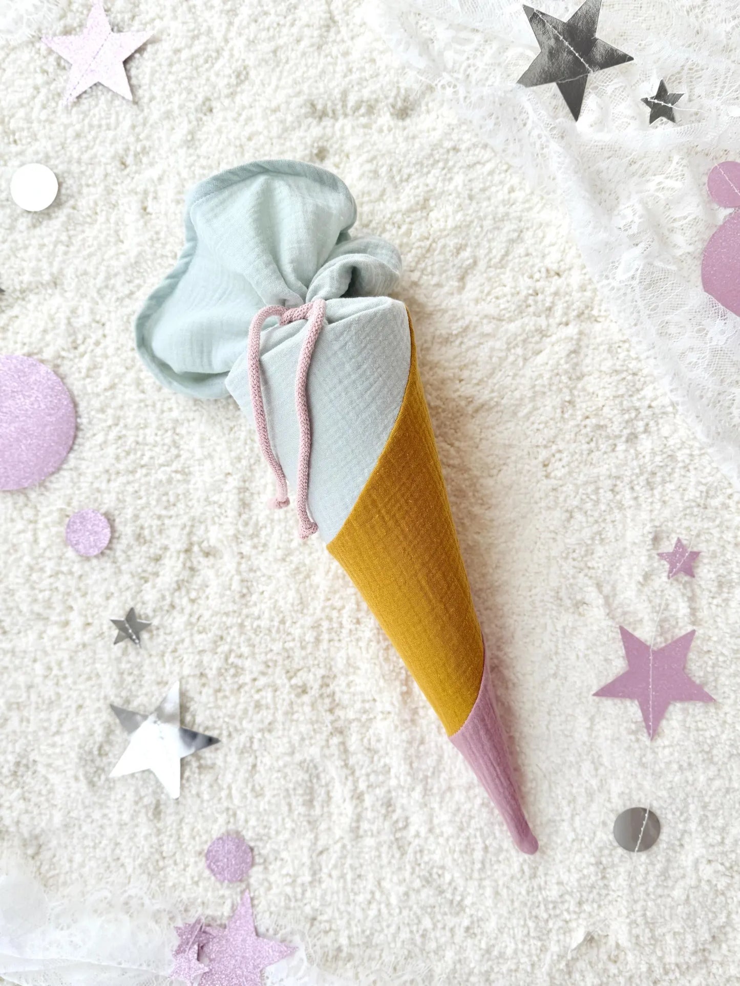 Musselin Kita- & Geschwistertüte 35 cm, Bonbon Design Unifarben für Junge und Mädchen, optional mit Inlettkissen