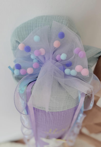 Flieder/Rosa Tüllschleife - Pompon Schleife für Schultüte (70 cm), Kita- & Geschwistertüten (35 cm)
