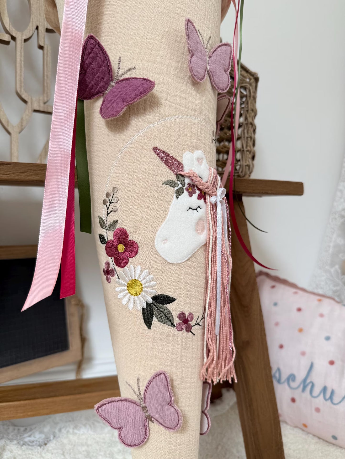 Musselin Schultüte 70 cm Vintage Design, Boho | Blumenkranz Einhorn mit Schmetterlingen | Mädchen | Einschulung