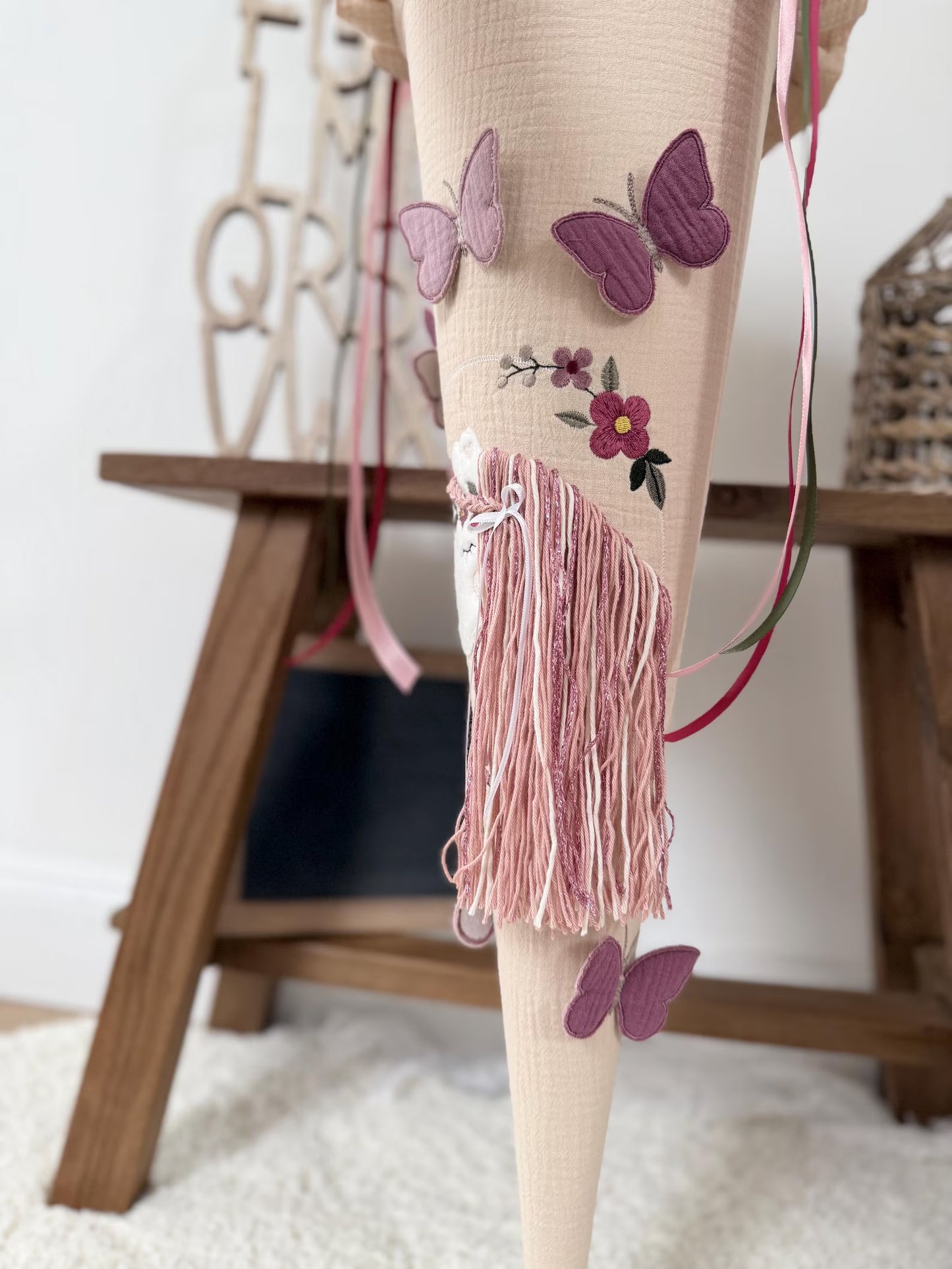 Musselin Schultüte 70 cm Vintage Design, Boho | Blumenkranz Einhorn mit Schmetterlingen | Mädchen | Einschulung