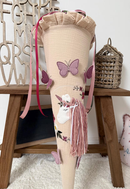 Musselin Schultüte 70 cm Vintage Design, Boho | Blumenkranz Einhorn mit Schmetterlingen | Mädchen | Einschulung